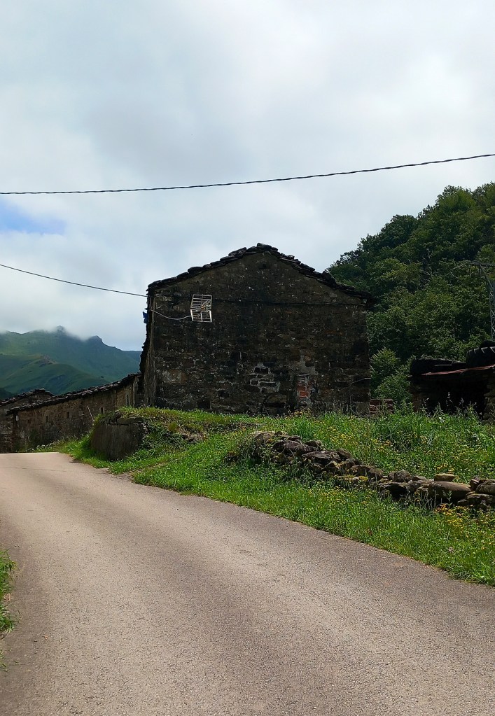 The beautiful, rustic stone ‘cabins’ of Cantabria (Northern Spain) – An ...